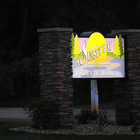Bakers Sunset Bay Resort Lake Delton Exterior foto