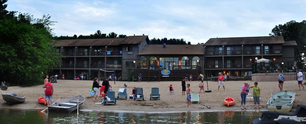 Bakers Sunset Bay Resort Lake Delton Exterior foto