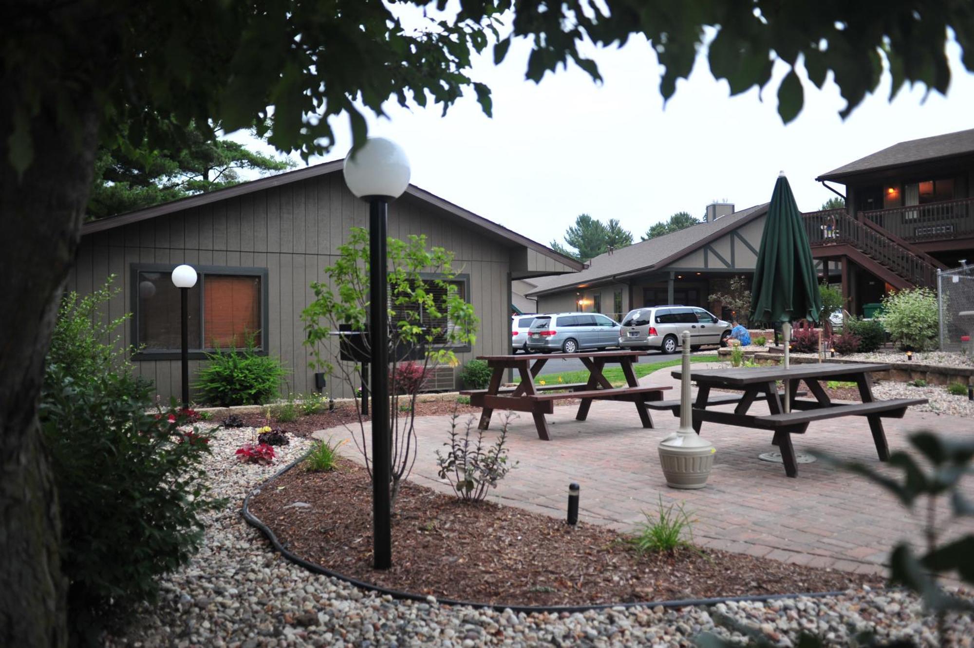 Bakers Sunset Bay Resort Lake Delton Exterior foto