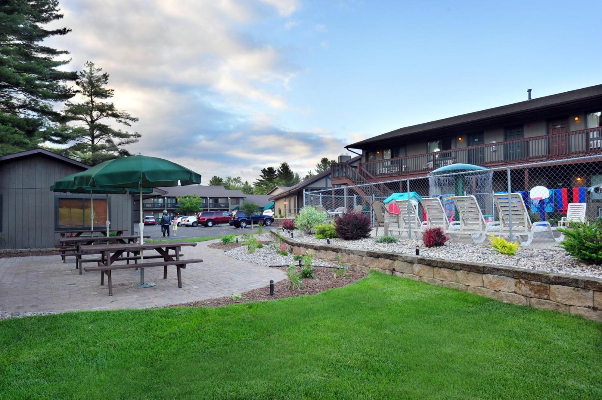 Bakers Sunset Bay Resort Lake Delton Exterior foto